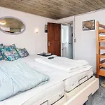 8 Person In Hébergement de vacances