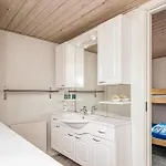 8 Person In Hébergement de vacances Ulfborg