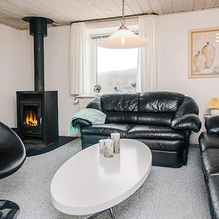 8 Person In * Ulfborg